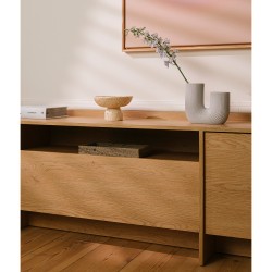 TV stolek JUNI se 3 dvířky