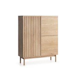 Třídveřová komoda SAPPORO - moderní komoda se systémem Push-to-Open