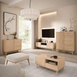 Skříň se skleněnými dvířky SAPPORO 2 - elegantní a funkční