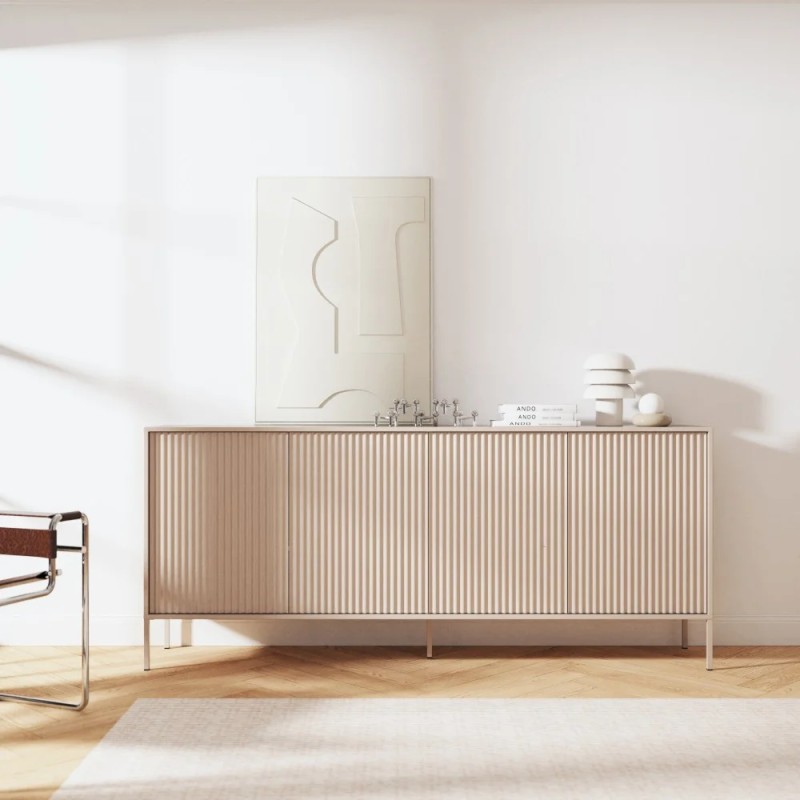 Komoda NOTO se 4 dveřmi a drážkovanými čely | Kašmír