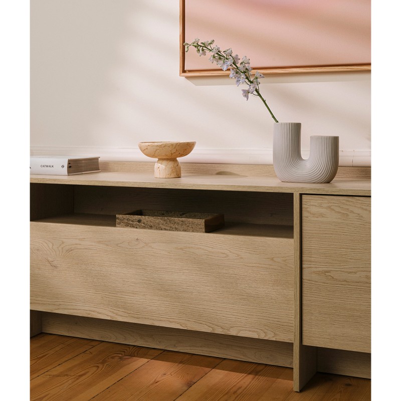 TV stolek JUNI se 3 dvířky