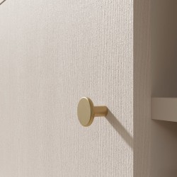 Komoda GLORIA - moderní se 2 zásuvkami a 3 dvířky, zlaté úchyty